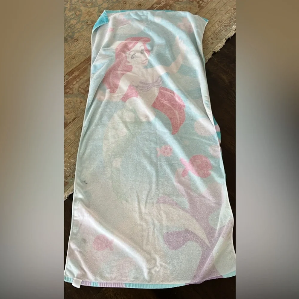 Vintage Little Mermaid Ariel Beach Bath Towel